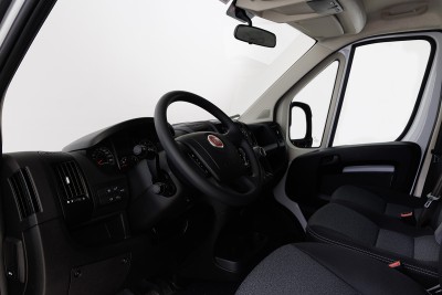 KAV Autoverhuur pickup dubbele cabine 3.6m interieur